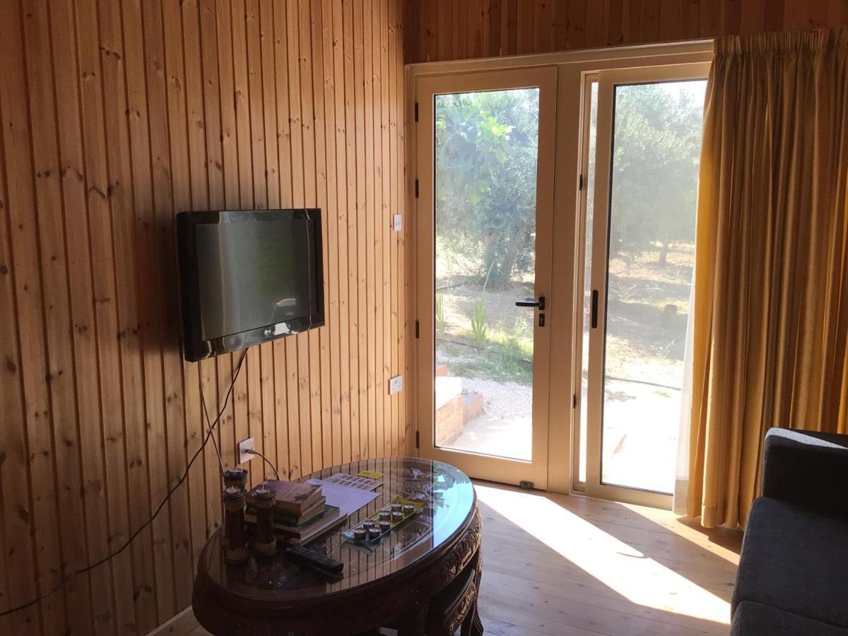 Pervolaris Cottages 1 Goudhi Luaran gambar